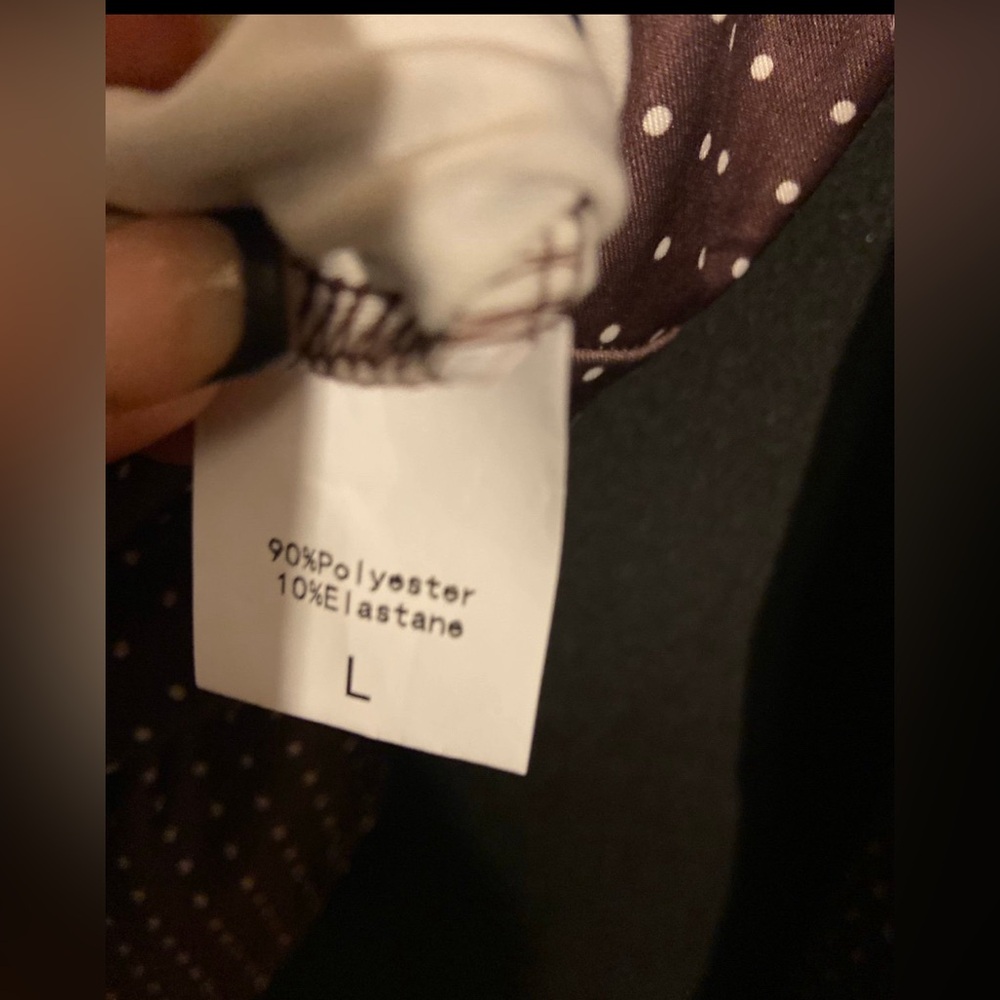Polka Dot Form Fitting Blouse ~ Unbranded - Picture 4 of 9